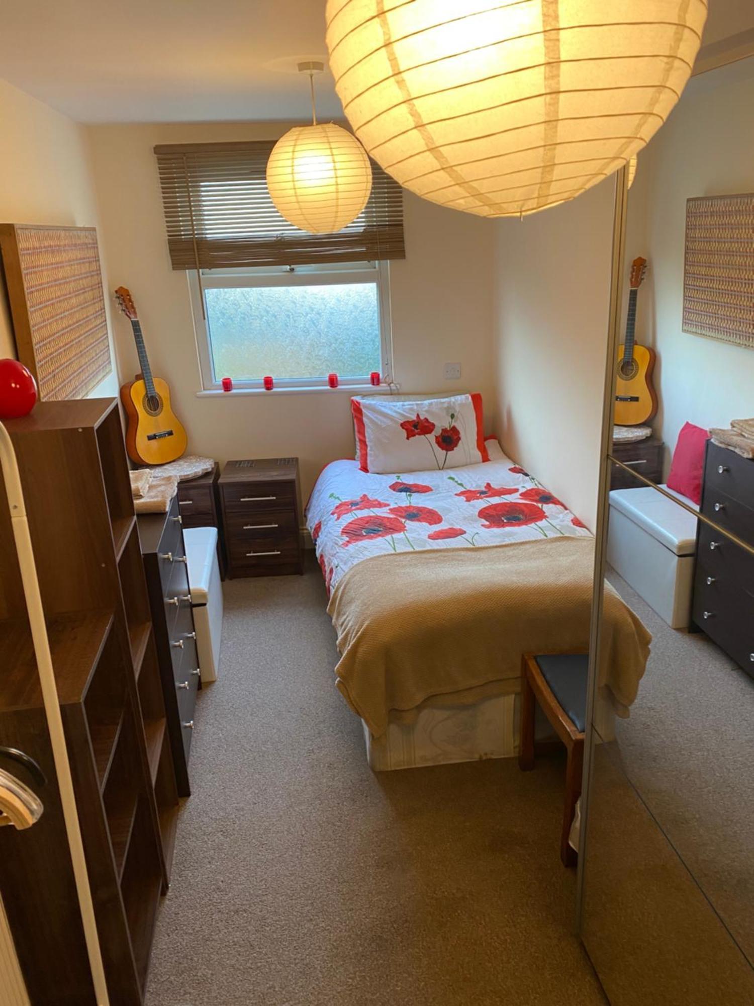 35 Mins To Central London. 3 Bedrooms. 2 Bathrooms With Garden 外观 照片