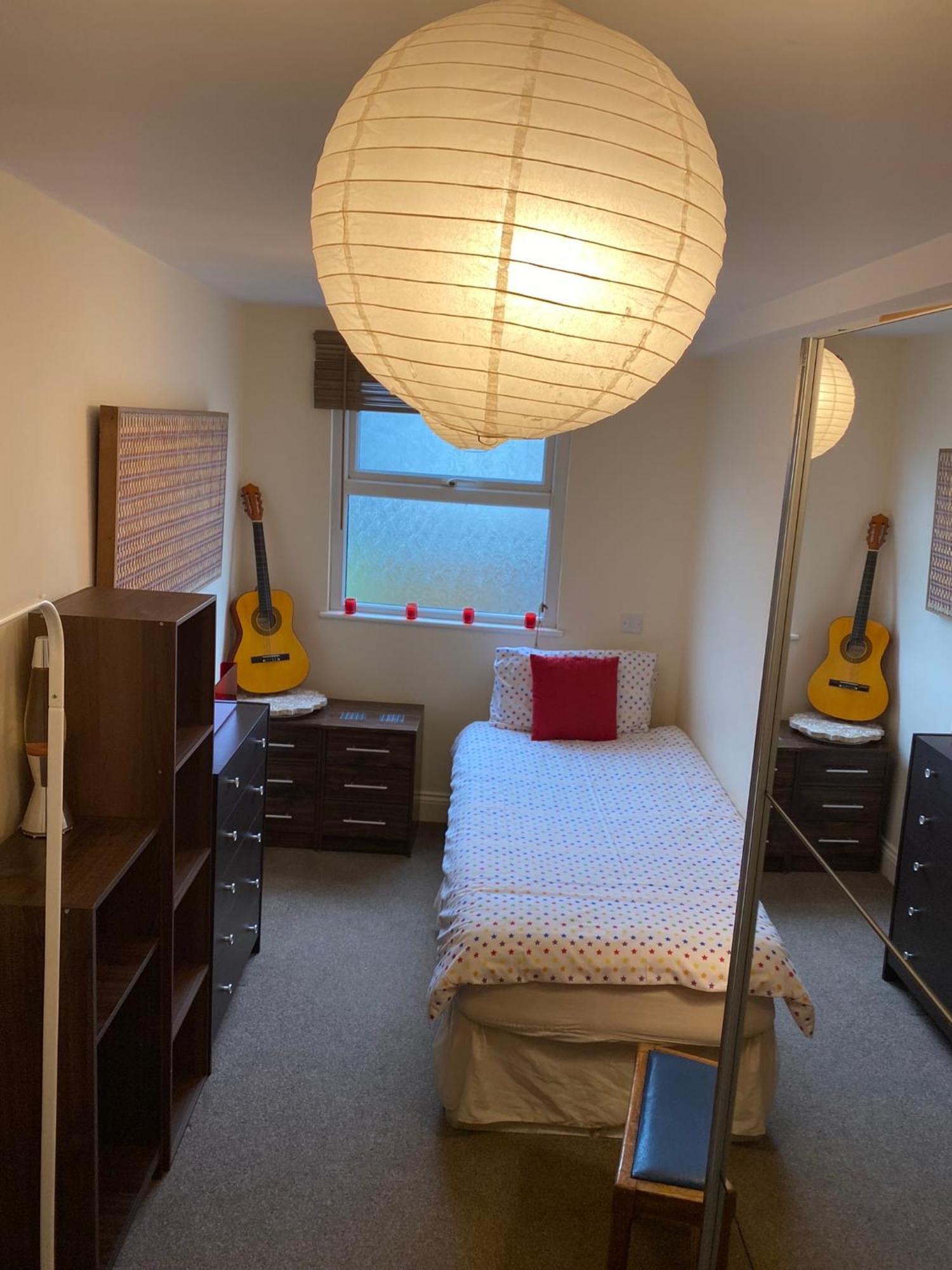 35 Mins To Central London. 3 Bedrooms. 2 Bathrooms With Garden 外观 照片